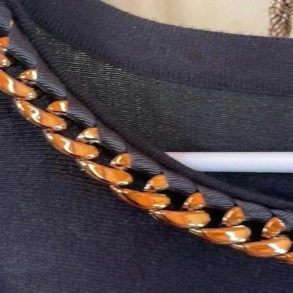 Adrienne Vittadini Women’s beautiful sweater. Size small. - Picture 2 of 8